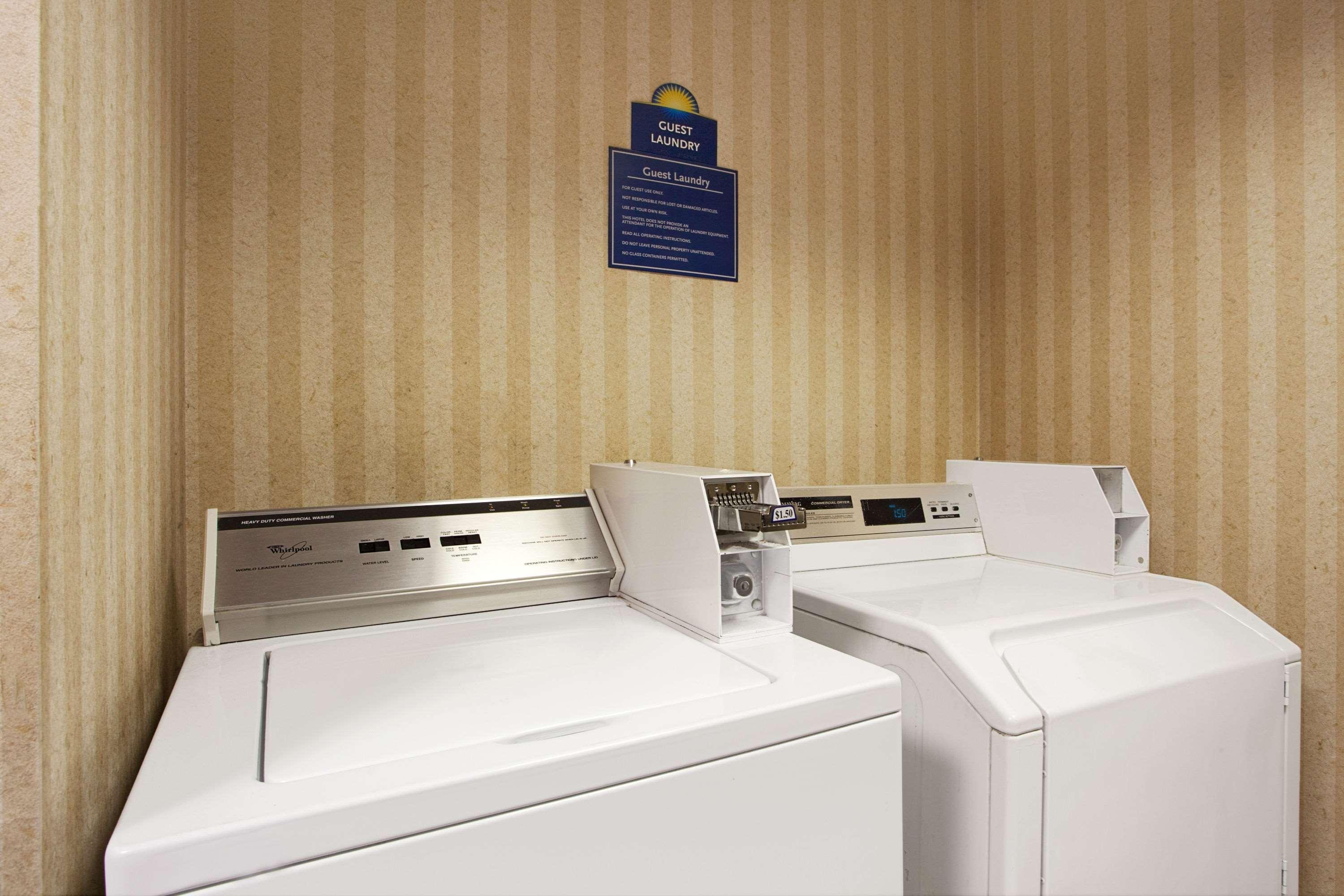 Days Inn & Suites By Wyndham Ridgeland Exteriér fotografie